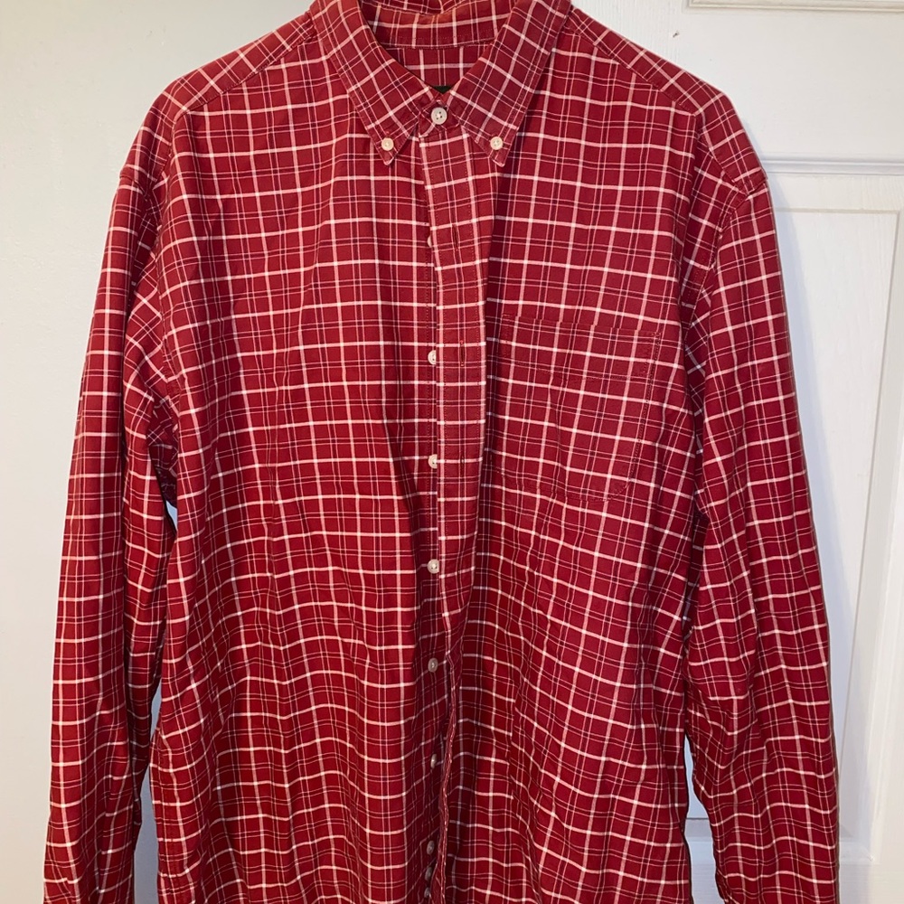 Eddie Bauer Long Sleeve Button Down